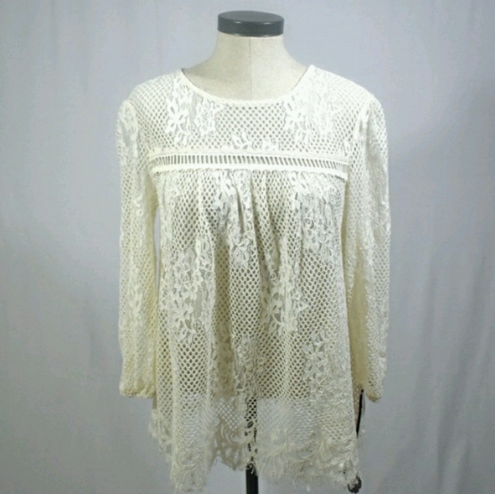 Chic All-Over Lace Top - NWT